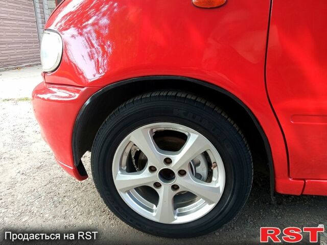 Красный Ниссан Серена, объемом двигателя 2.3 л и пробегом 358 тыс. км за 3600 $, фото 4 на Automoto.ua