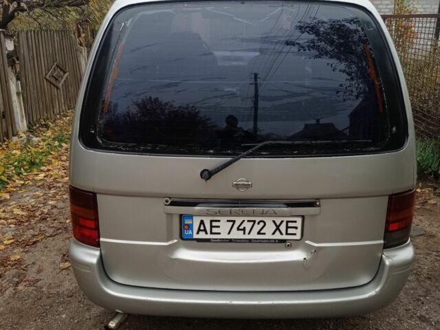 Сірий Ніссан Сєрєна, об'ємом двигуна 2 л та пробігом 300 тис. км за 4000 $, фото 2 на Automoto.ua