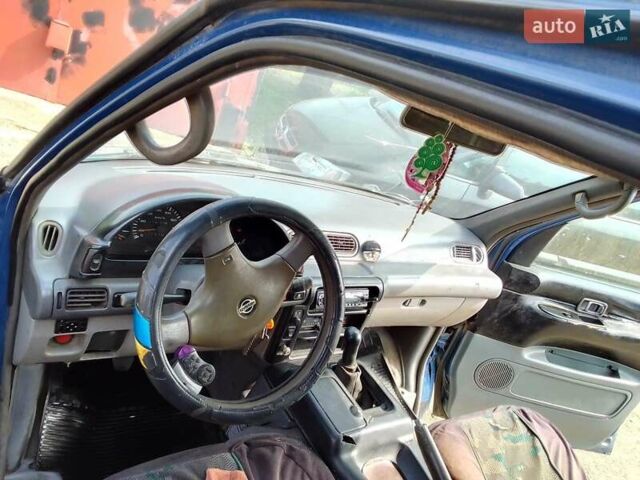 Синий Ниссан Серена, объемом двигателя 2.3 л и пробегом 320 тыс. км за 2200 $, фото 8 на Automoto.ua