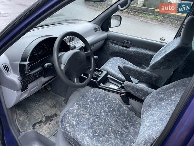 Синий Ниссан Серена, объемом двигателя 2 л и пробегом 209 тыс. км за 3500 $, фото 7 на Automoto.ua