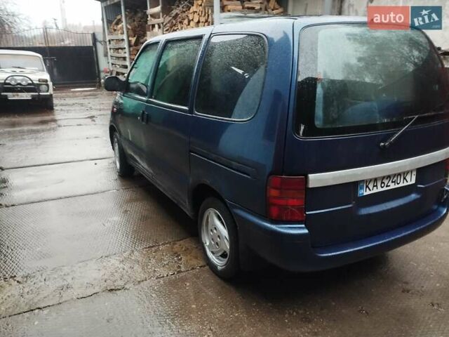 Синий Ниссан Серена, объемом двигателя 1.6 л и пробегом 250 тыс. км за 2000 $, фото 9 на Automoto.ua