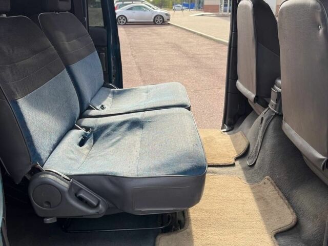 Зелений Ніссан Сєрєна, об'ємом двигуна 2 л та пробігом 350 тис. км за 599 $, фото 10 на Automoto.ua