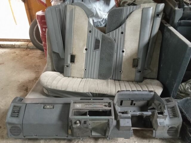 Белый Ниссан Скайлайн, объемом двигателя 1.8 л и пробегом 99 тыс. км за 1500 $, фото 12 на Automoto.ua