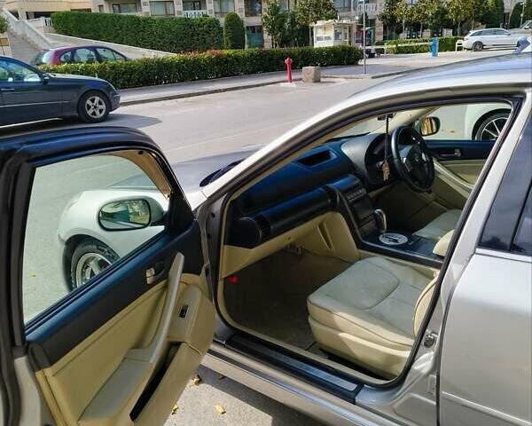 Серый Ниссан Скайлайн, объемом двигателя 2.5 л и пробегом 222 тыс. км за 5900 $, фото 21 на Automoto.ua