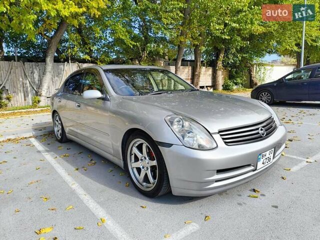 Серый Ниссан Скайлайн, объемом двигателя 2.5 л и пробегом 222 тыс. км за 5900 $, фото 2 на Automoto.ua