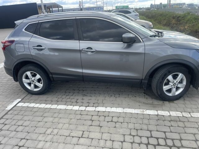 Сірий Ніссан Спортс, об'ємом двигуна 2 л та пробігом 156 тис. км за 16200 $, фото 3 на Automoto.ua