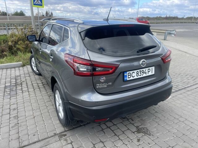 Сірий Ніссан Спортс, об'ємом двигуна 2 л та пробігом 156 тис. км за 16200 $, фото 1 на Automoto.ua