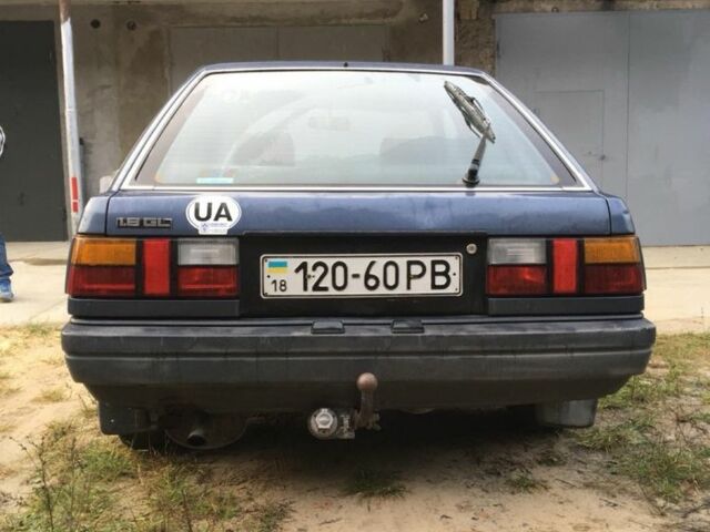 Синий Ниссан Станза, объемом двигателя 1.8 л и пробегом 214 тыс. км за 500 $, фото 3 на Automoto.ua