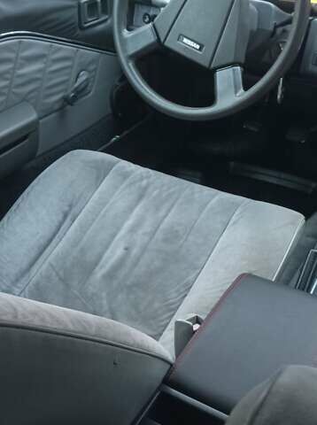 Синій Ніссан Станза, об'ємом двигуна 1.8 л та пробігом 217 тис. км за 1100 $, фото 1 на Automoto.ua