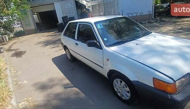 Белый Ниссан Санни, объемом двигателя 1.4 л и пробегом 380 тыс. км за 1450 $, фото 2 на Automoto.ua