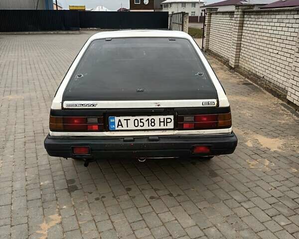 Белый Ниссан Санни, объемом двигателя 1.5 л и пробегом 376 тыс. км за 599 $, фото 13 на Automoto.ua