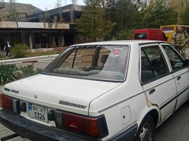 Белый Ниссан Санни, объемом двигателя 0 л и пробегом 260 тыс. км за 800 $, фото 4 на Automoto.ua