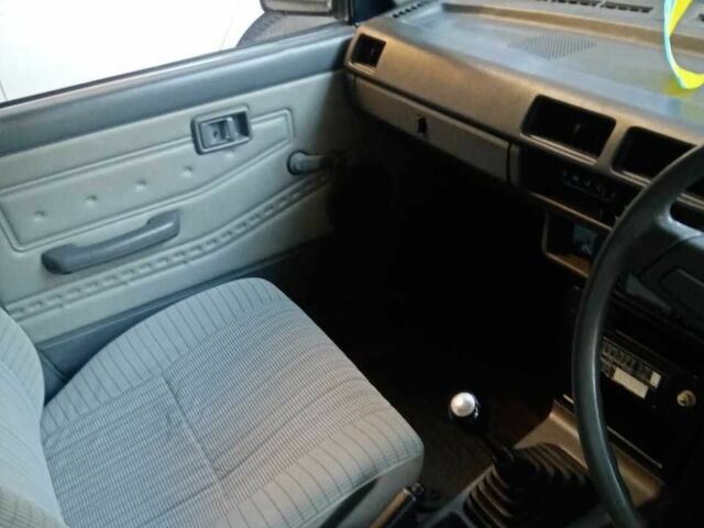 Белый Ниссан Санни, объемом двигателя 0 л и пробегом 260 тыс. км за 800 $, фото 6 на Automoto.ua