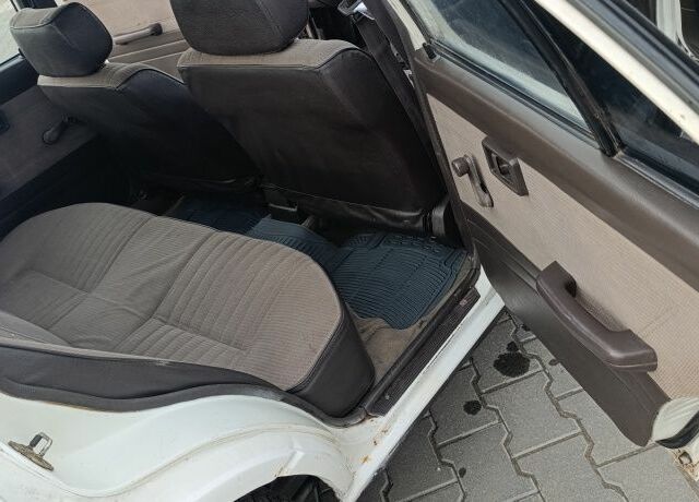 Белый Ниссан Санни, объемом двигателя 1.3 л и пробегом 260 тыс. км за 550 $, фото 7 на Automoto.ua