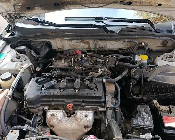 Белый Ниссан Санни, объемом двигателя 1.8 л и пробегом 214 тыс. км за 3068 $, фото 6 на Automoto.ua