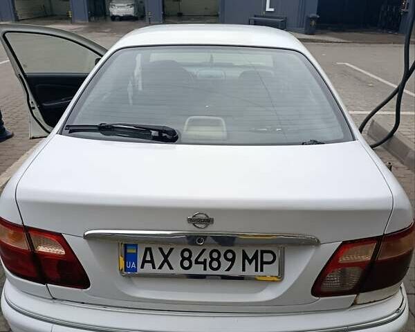Белый Ниссан Санни, объемом двигателя 1.8 л и пробегом 214 тыс. км за 3068 $, фото 1 на Automoto.ua
