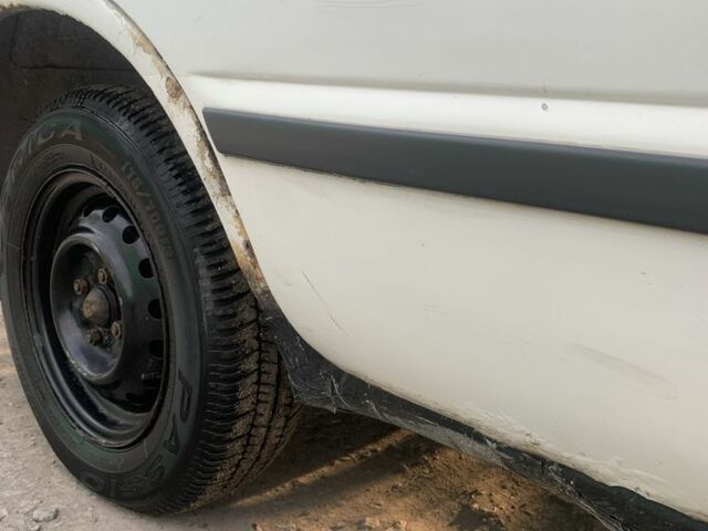 Білий Ніссан Санні, об'ємом двигуна 2 л та пробігом 456 тис. км за 799 $, фото 3 на Automoto.ua