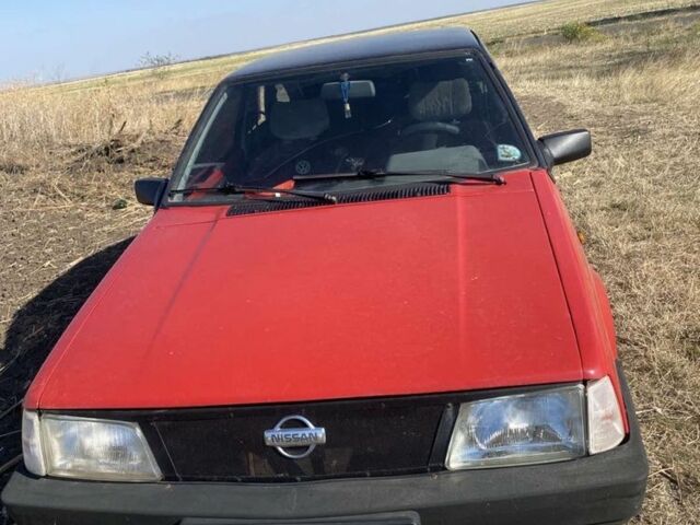 Червоний Ніссан Санні, об'ємом двигуна 1.5 л та пробігом 374 тис. км за 1000 $, фото 3 на Automoto.ua