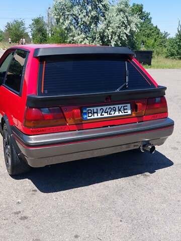 Красный Ниссан Санни, объемом двигателя 1.81 л и пробегом 300 тыс. км за 19999 $, фото 9 на Automoto.ua