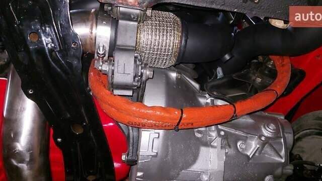 Красный Ниссан Санни, объемом двигателя 1.81 л и пробегом 300 тыс. км за 19999 $, фото 15 на Automoto.ua