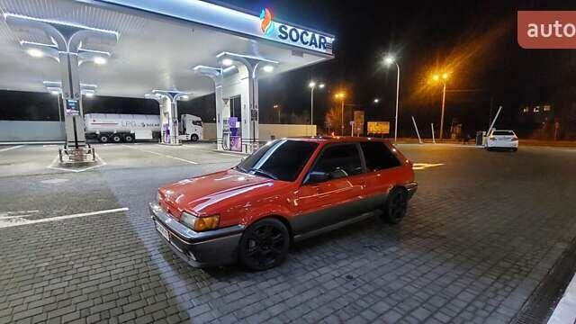 Красный Ниссан Санни, объемом двигателя 1.81 л и пробегом 300 тыс. км за 19999 $, фото 11 на Automoto.ua