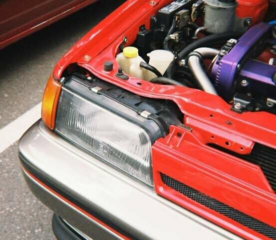 Красный Ниссан Санни, объемом двигателя 1.81 л и пробегом 300 тыс. км за 19999 $, фото 3 на Automoto.ua