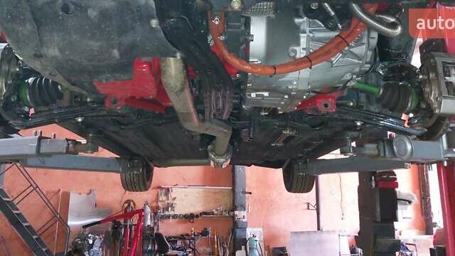 Красный Ниссан Санни, объемом двигателя 1.81 л и пробегом 300 тыс. км за 19999 $, фото 10 на Automoto.ua