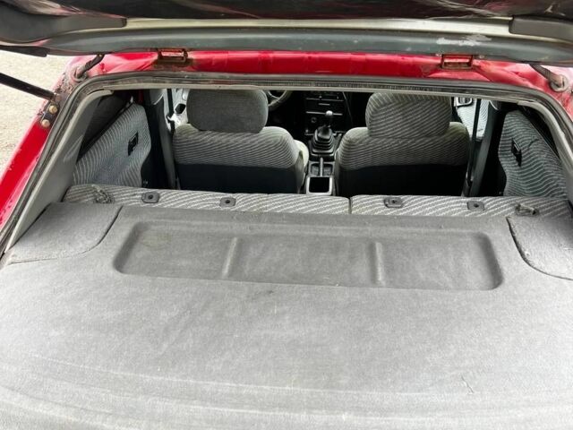 Красный Ниссан Санни, объемом двигателя 2 л и пробегом 586 тыс. км за 650 $, фото 6 на Automoto.ua