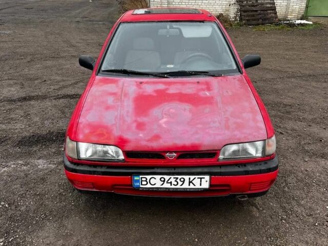 Красный Ниссан Санни, объемом двигателя 2 л и пробегом 586 тыс. км за 650 $, фото 3 на Automoto.ua