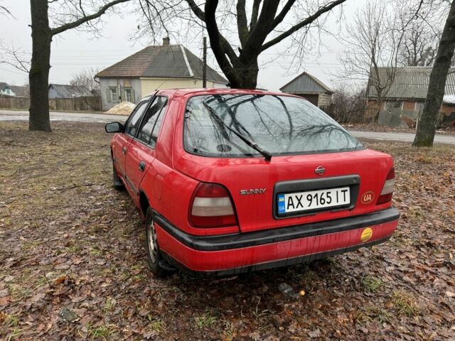Червоний Ніссан Санні, об'ємом двигуна 1.5 л та пробігом 220 тис. км за 850 $, фото 1 на Automoto.ua