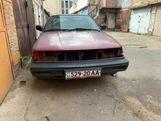 Красный Ниссан Санни, объемом двигателя 1.6 л и пробегом 210 тыс. км за 400 $, фото 1 на Automoto.ua