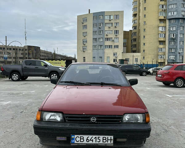 Червоний Ніссан Санні, об'ємом двигуна 1.68 л та пробігом 280 тис. км за 1500 $, фото 1 на Automoto.ua