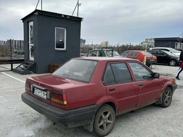 Красный Ниссан Санни, объемом двигателя 1.7 л и пробегом 280 тыс. км за 1500 $, фото 4 на Automoto.ua