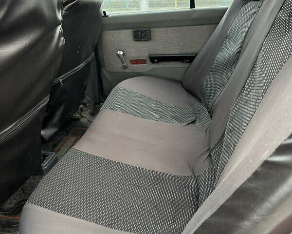 Червоний Ніссан Санні, об'ємом двигуна 1.68 л та пробігом 280 тис. км за 1500 $, фото 17 на Automoto.ua