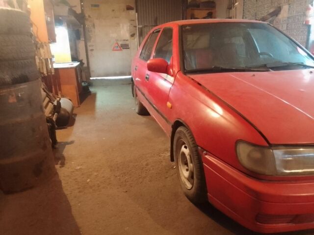 Красный Ниссан Санни, объемом двигателя 0 л и пробегом 243 тыс. км за 417 $, фото 6 на Automoto.ua