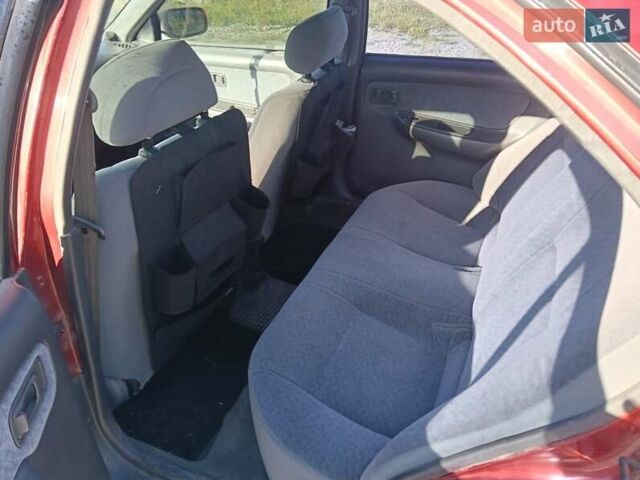 Червоний Ніссан Санні, об'ємом двигуна 1.6 л та пробігом 350 тис. км за 1650 $, фото 1 на Automoto.ua