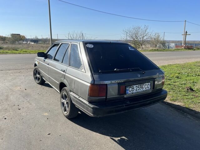 Сірий Ніссан Санні, об'ємом двигуна 1.6 л та пробігом 250 тис. км за 750 $, фото 2 на Automoto.ua