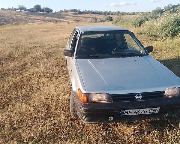 Серый Ниссан Санни, объемом двигателя 1.27 л и пробегом 480 тыс. км за 1800 $, фото 5 на Automoto.ua