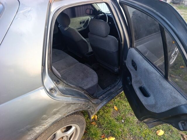 Сірий Ніссан Санні, об'ємом двигуна 0 л та пробігом 1000 тис. км за 1200 $, фото 7 на Automoto.ua