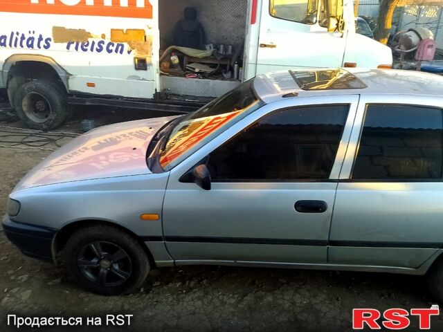 Сірий Ніссан Санні, об'ємом двигуна 1.4 л та пробігом 414 тис. км за 1750 $, фото 1 на Automoto.ua