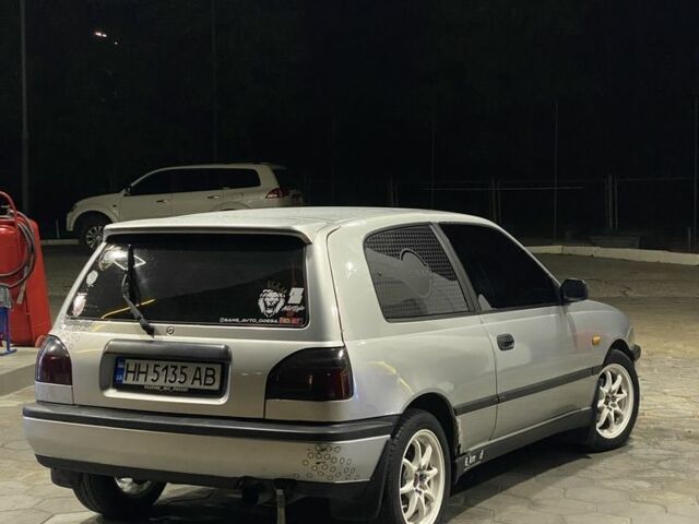 Серый Ниссан Санни, объемом двигателя 1.6 л и пробегом 166 тыс. км за 2400 $, фото 3 на Automoto.ua