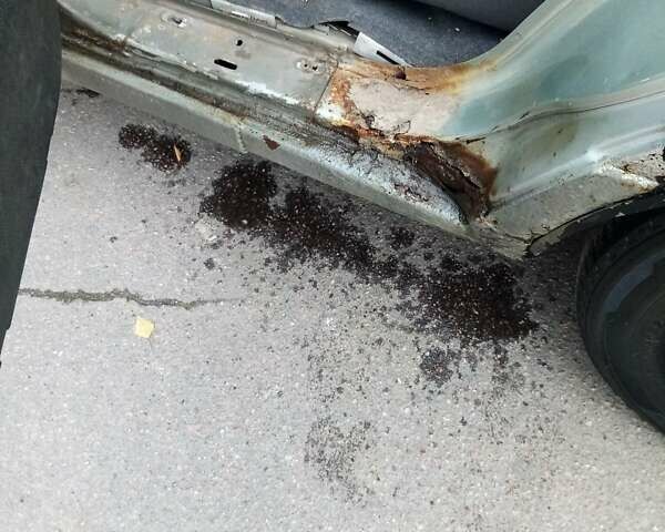 Серый Ниссан Санни, объемом двигателя 1.4 л и пробегом 370 тыс. км за 950 $, фото 6 на Automoto.ua