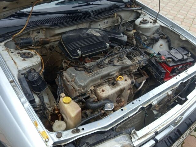 Серый Ниссан Санни, объемом двигателя 0 л и пробегом 350 тыс. км за 1200 $, фото 3 на Automoto.ua