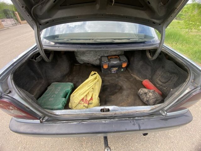 Серый Ниссан Санни, объемом двигателя 2 л и пробегом 400 тыс. км за 1000 $, фото 5 на Automoto.ua