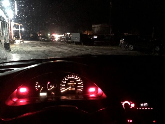 Серый Ниссан Санни, объемом двигателя 1.4 л и пробегом 323 тыс. км за 1100 $, фото 5 на Automoto.ua