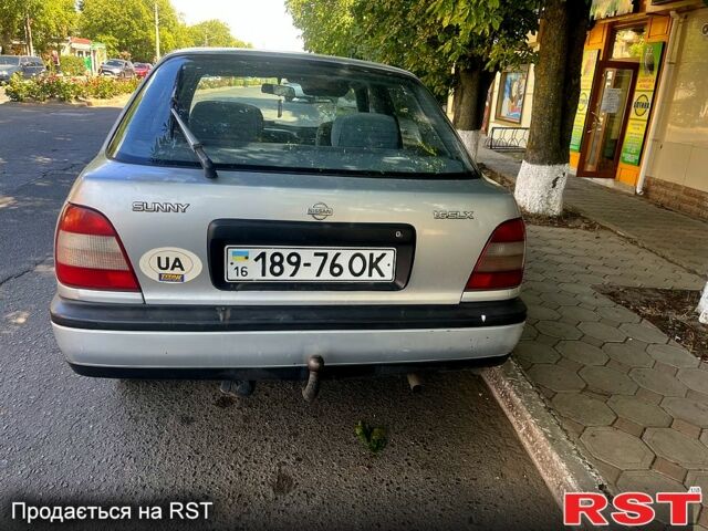 Сірий Ніссан Санні, об'ємом двигуна 1.6 л та пробігом 260 тис. км за 1250 $, фото 5 на Automoto.ua