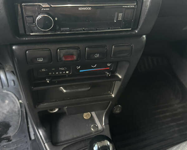 Сірий Ніссан Санні, об'ємом двигуна 1.4 л та пробігом 281 тис. км за 2200 $, фото 12 на Automoto.ua