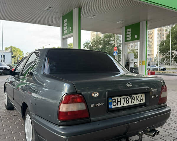 Сірий Ніссан Санні, об'ємом двигуна 1.4 л та пробігом 281 тис. км за 2200 $, фото 2 на Automoto.ua