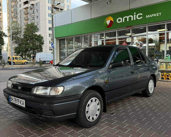 Сірий Ніссан Санні, об'ємом двигуна 1.4 л та пробігом 281 тис. км за 2200 $, фото 1 на Automoto.ua