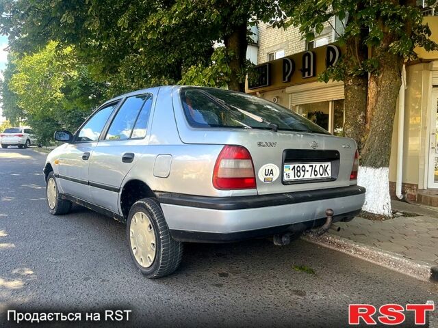 Сірий Ніссан Санні, об'ємом двигуна 1.6 л та пробігом 260 тис. км за 1250 $, фото 4 на Automoto.ua